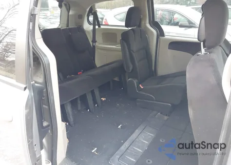 2014 Dodge Grand Caravan Sxt z USA, uszkodzony, nr VIN 2C4RDGCGXER352447